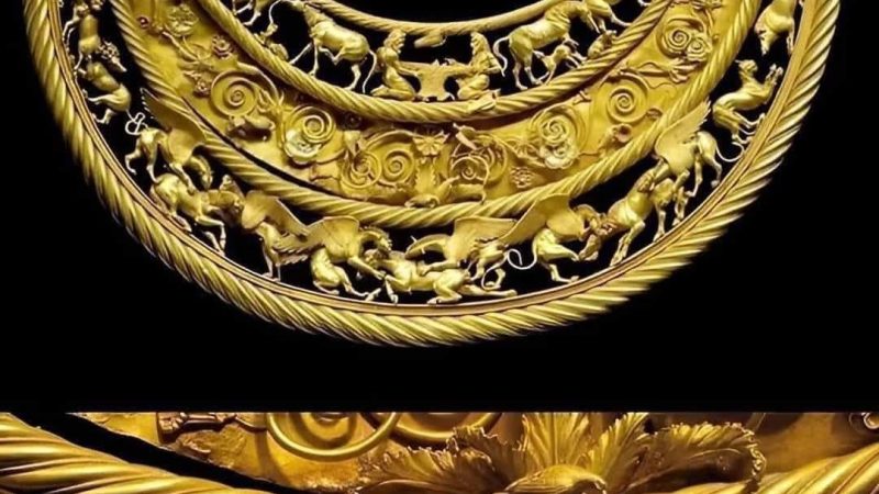  The Gold Pectoral of the Scythian Ruler: A Tale of Ancient Majesty and Symbolism