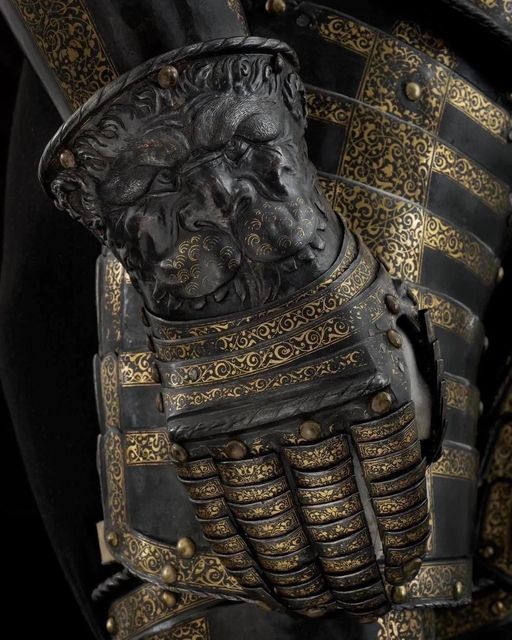 The Lion Armor of King Henry II: A Symbol of Regal Power and Battlefield Prowess