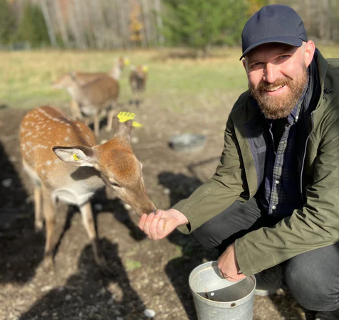 The Heartwarming Journey of Sika Deer at Lanthorn Farm