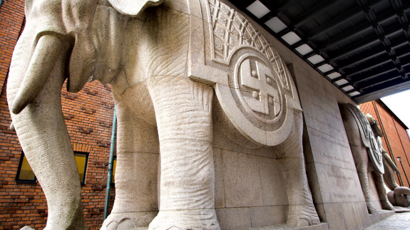 Elephant Gate – Historical Symbol at Carlsberg Brewery, Copenhagen